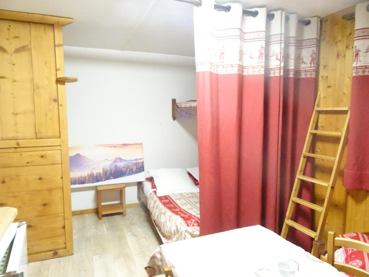 Un ou plusieurs lits dans un hébergement de l'établissement Apart'hotel & Spa "La Destière"