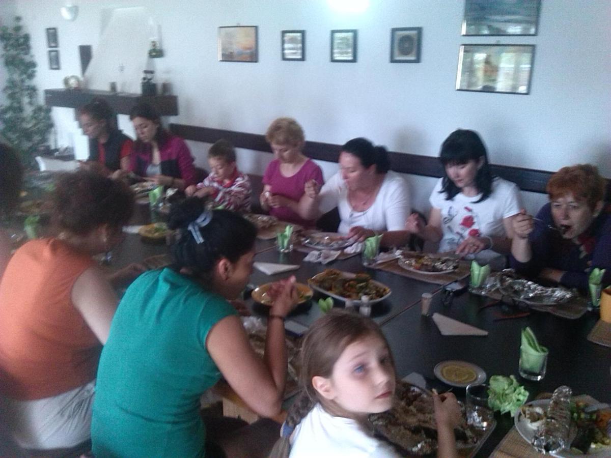 Pensiunea Amo - Housity