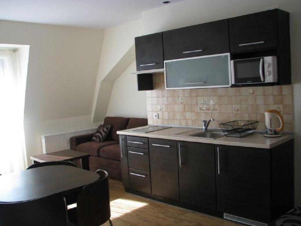 Apartamenty Pod Różami - Housity