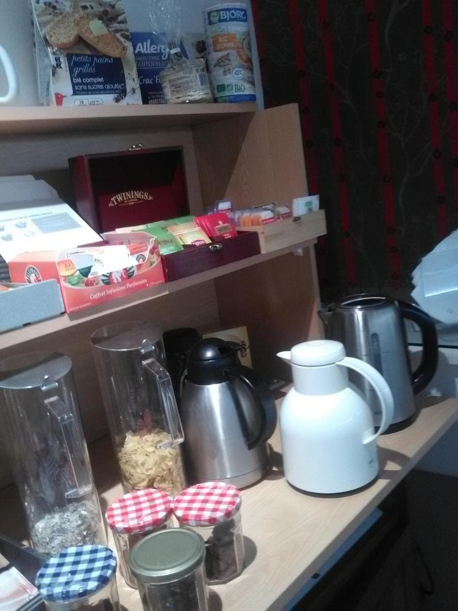 Logis Hotel L'ange Couronne - Housity
