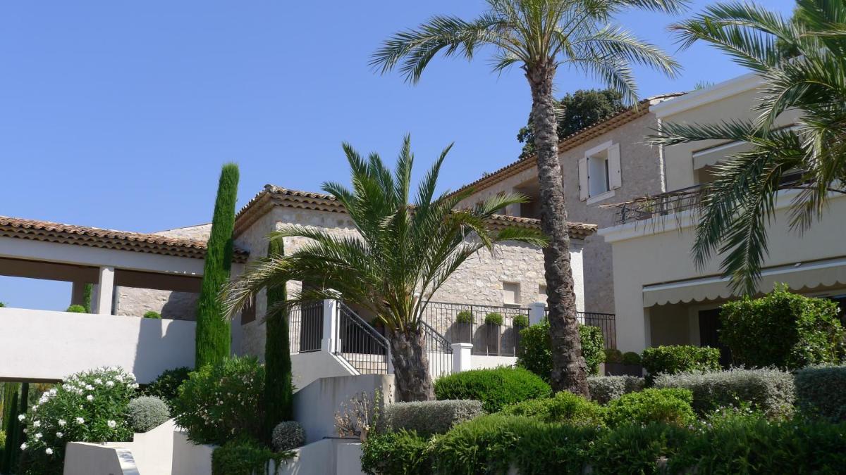 Jardin de l'établissement Royal Mougins Golf, Hotel & Spa de Luxe