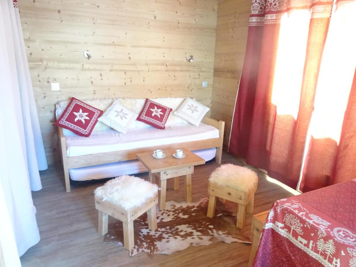 Un ou plusieurs lits dans un hébergement de l'établissement Apart'hotel & Spa "La Destière"
