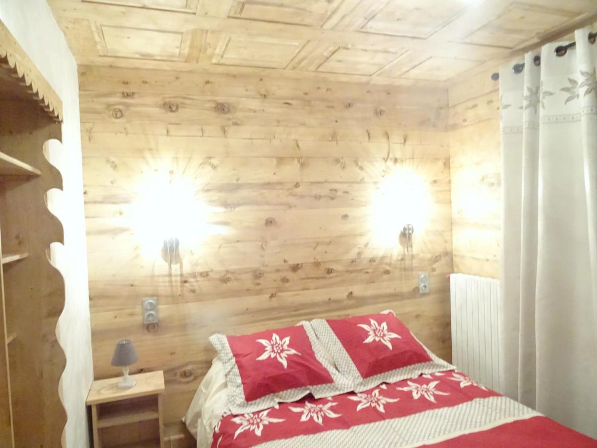 Un ou plusieurs lits dans un hébergement de l'établissement Apart'hotel & Spa "La Destière"