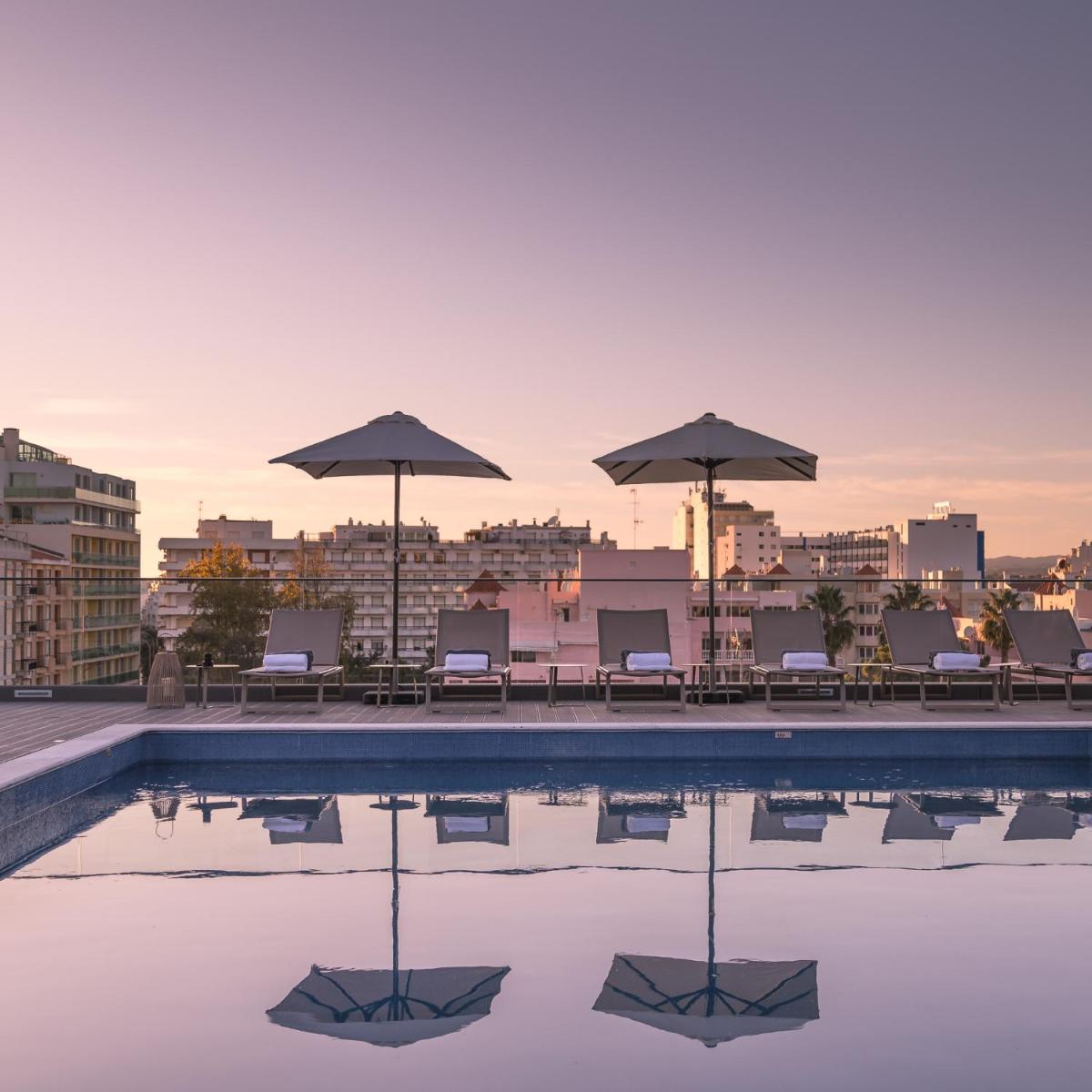 A piscina em ou perto de The Prime Energize Hotel & SPA - Algarve
