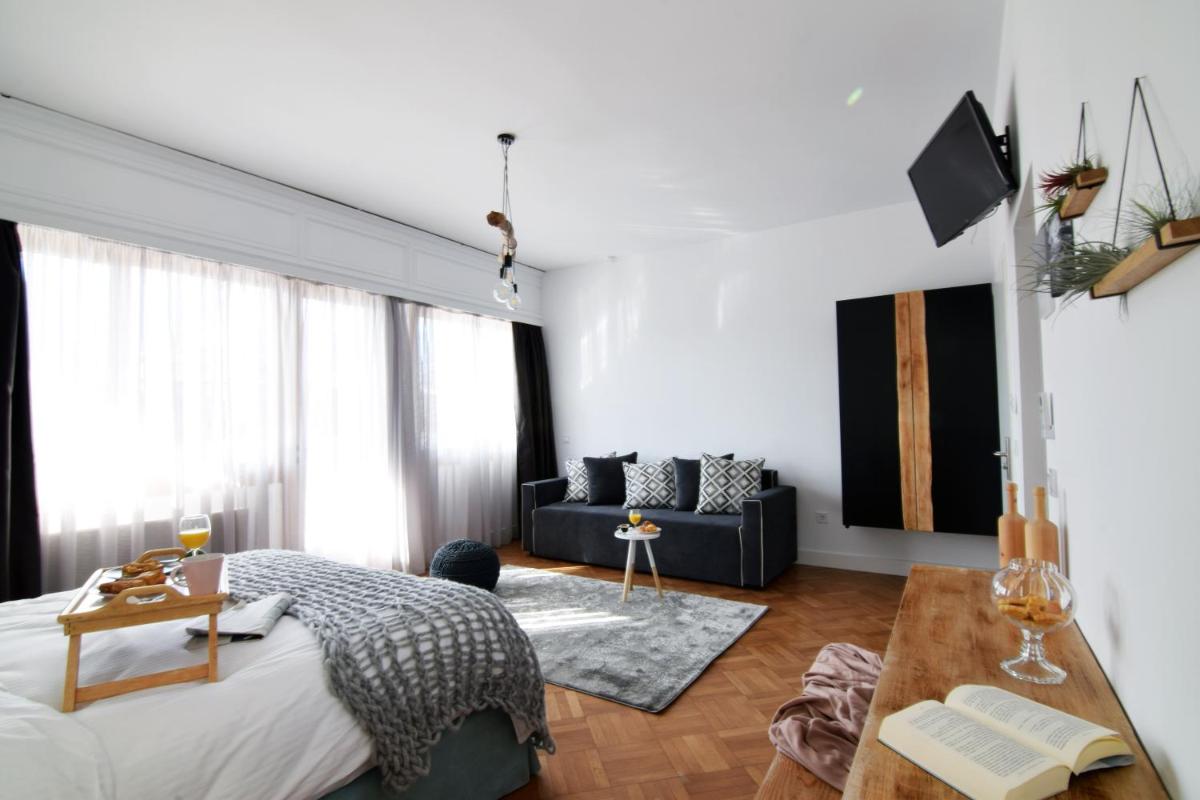 Grey Studios by Skg Apartments - Housity