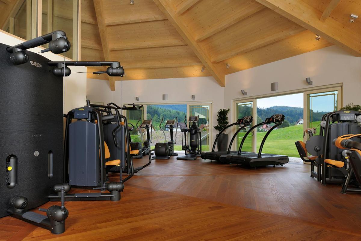 Das Fitnesscenter und/oder die Fitnesseinrichtungen in der Unterkunft Wellness & Genuss Resort - Engel Obertal