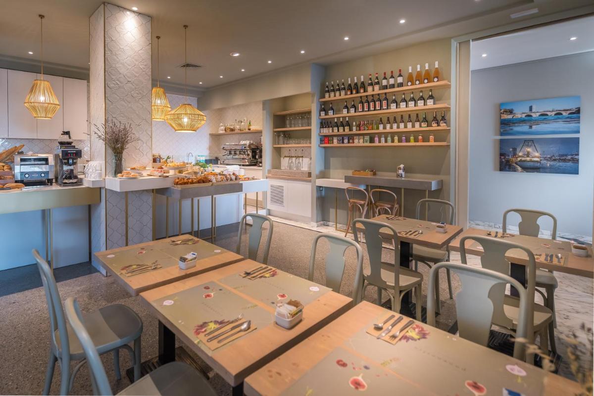 Hotel Villa Rosa Riviera - Housity