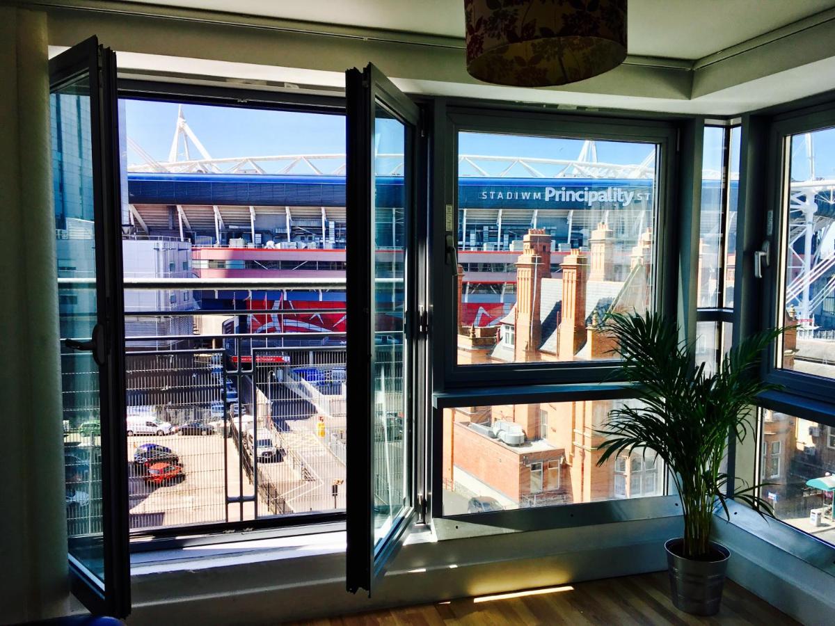 Central Luxury Apartment - Housity