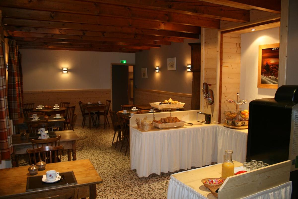 Nourriture dans l'hôtel ou à proximité