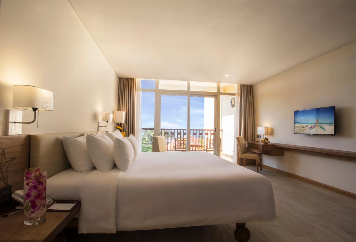 Sandy Beach Non Nuoc Resort - Housity