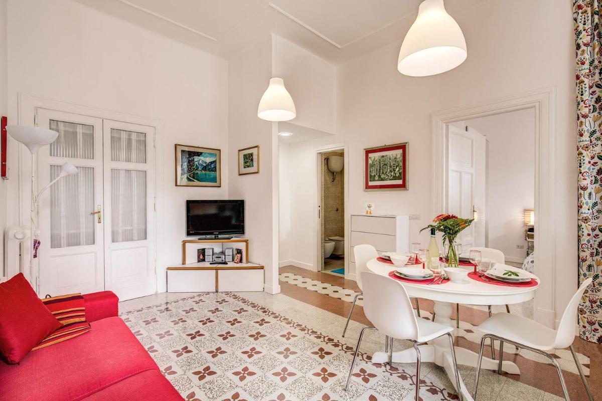 La casa di Nonna Pina - Housity