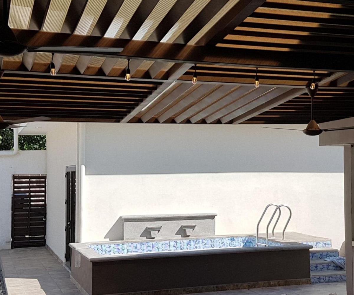 Hotel El Viejo Inn - Housity