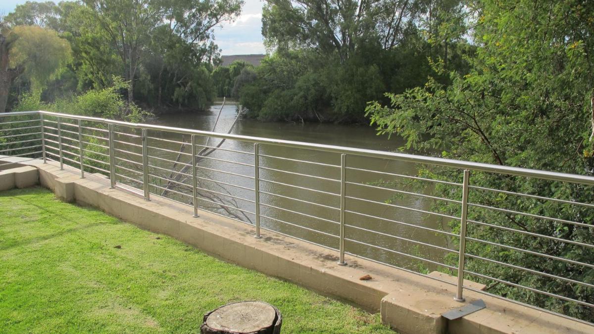 397 Vaal de Grace Golf Estate - Housity