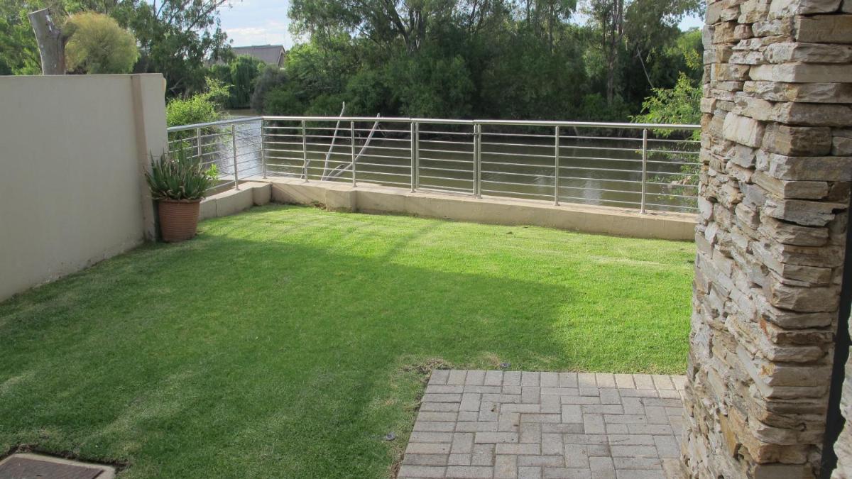 397 Vaal de Grace Golf Estate - Housity