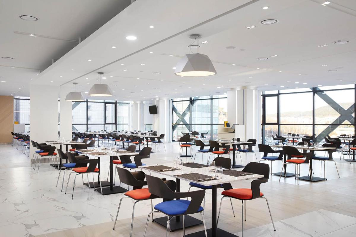 Howard Johnson by Wyndham Incheon Airport - Housity