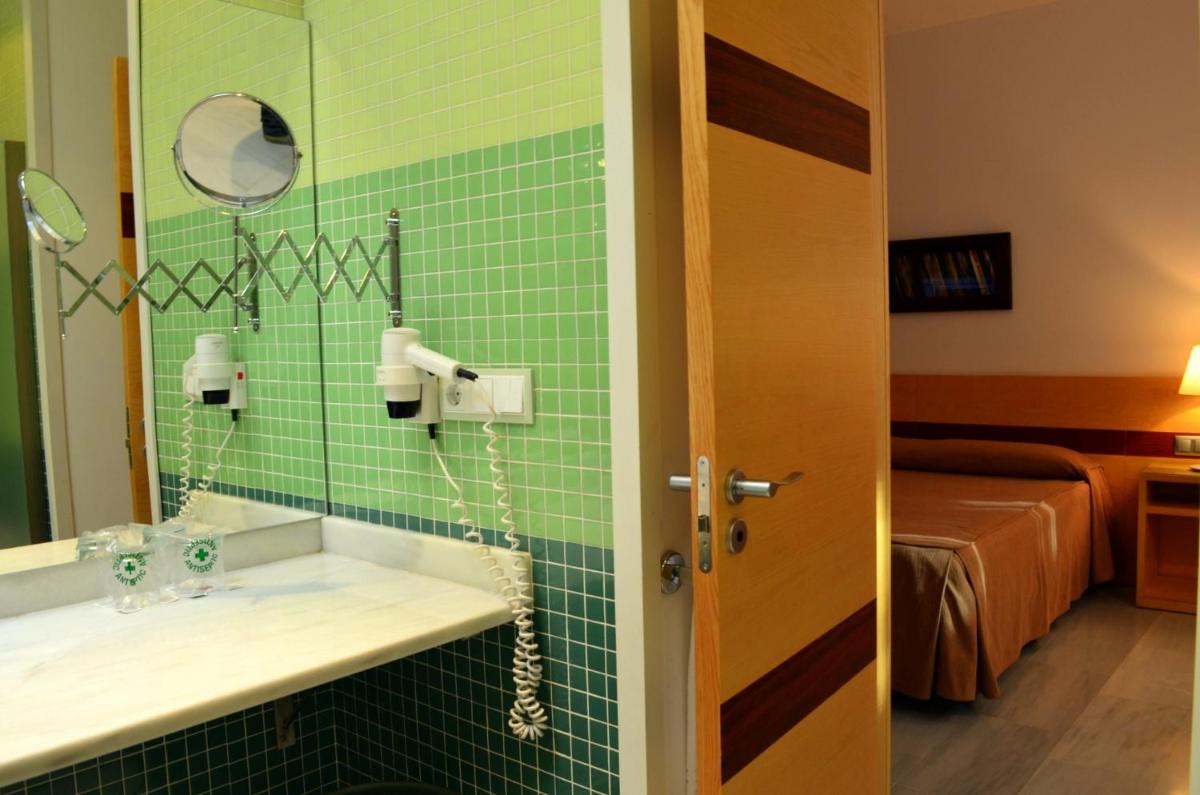 Un baño de Hotel Mirador de Llerena