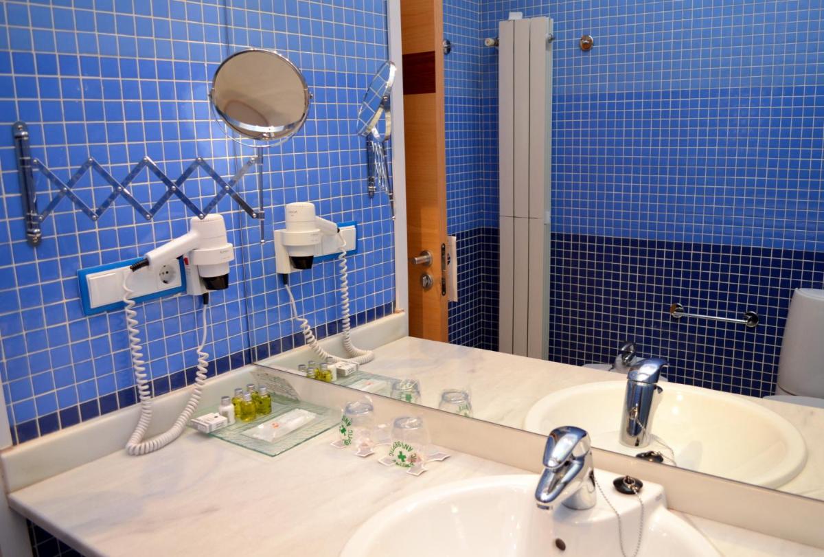 Un baño de Hotel Mirador de Llerena