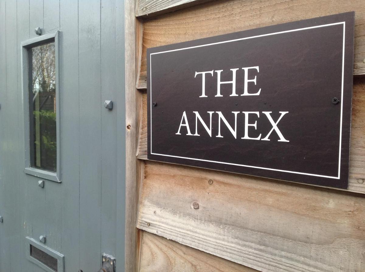 The Annex at Meadow Farm - Housity