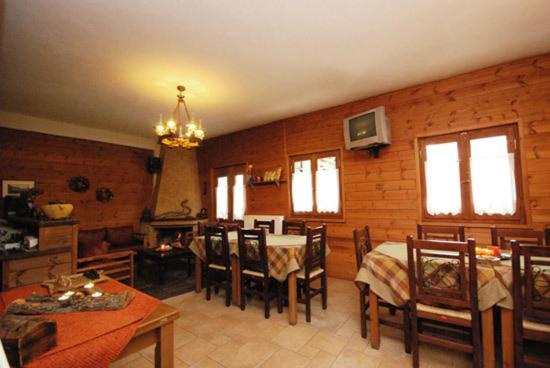 Guesthouse Alonistaina - Housity