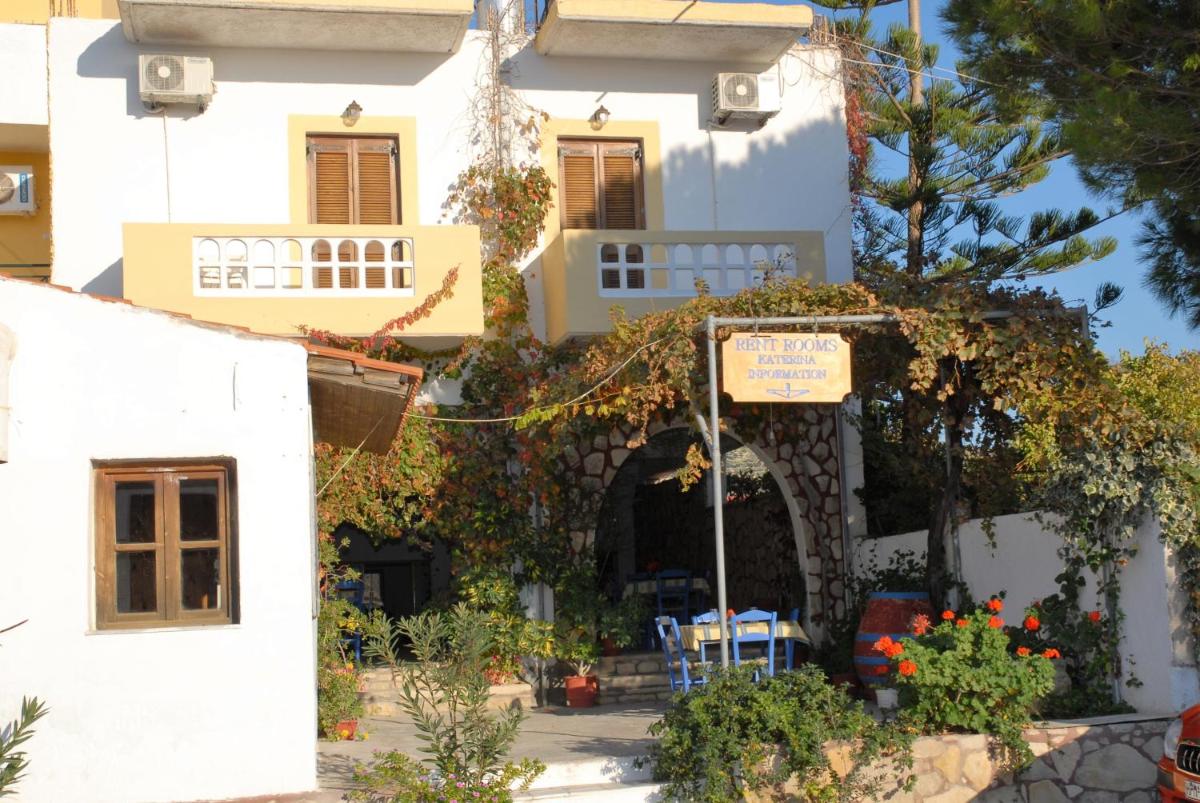 Rent Rooms Katerina - Housity