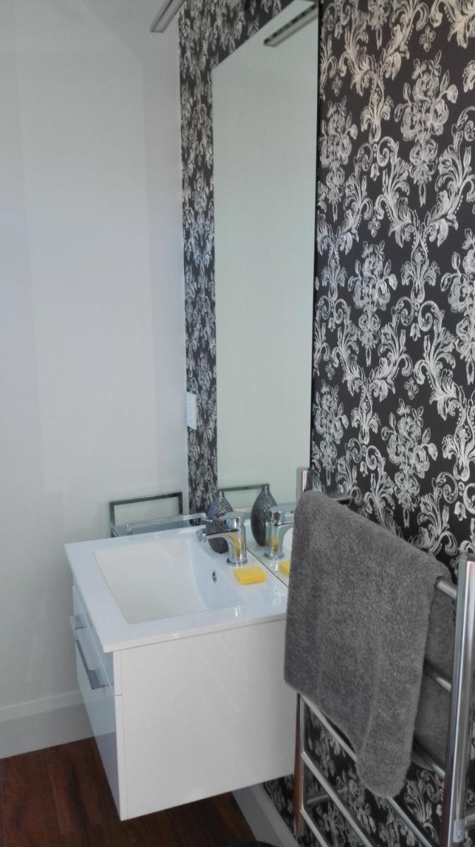 Villa on Milton - Housity