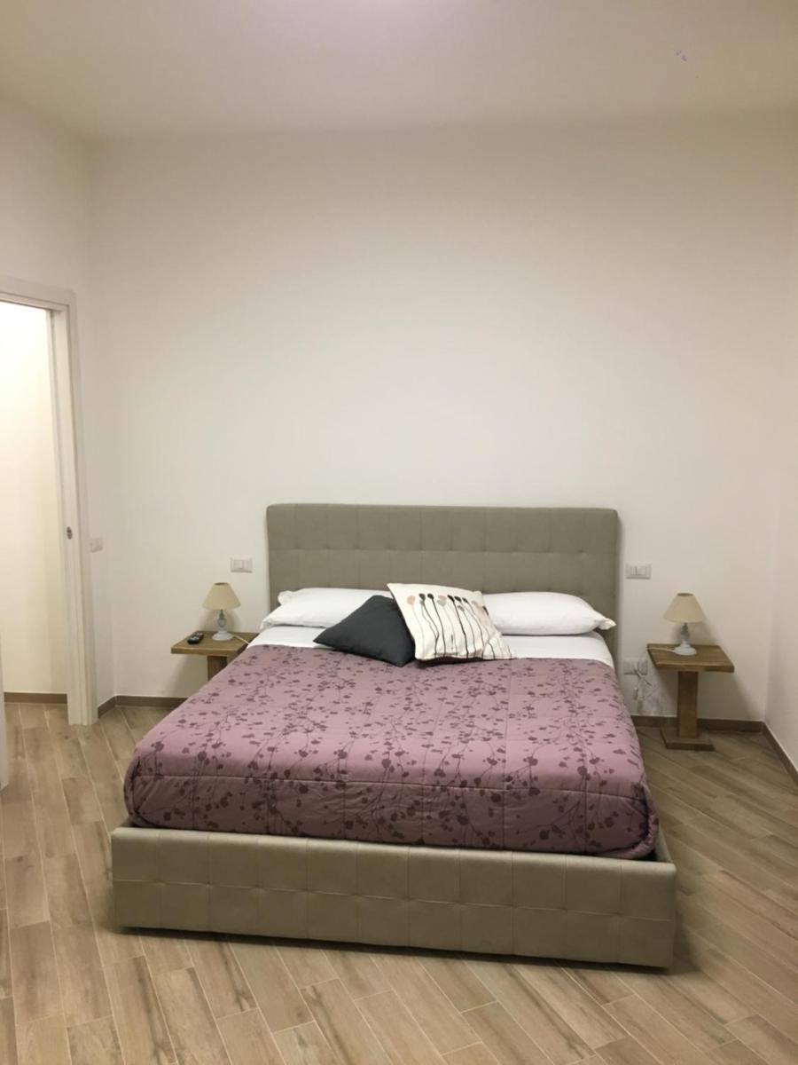 Olmo II - Housity
