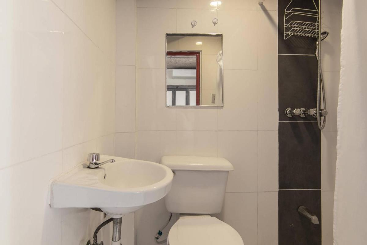 La Puerta Roja Guest House - Housity