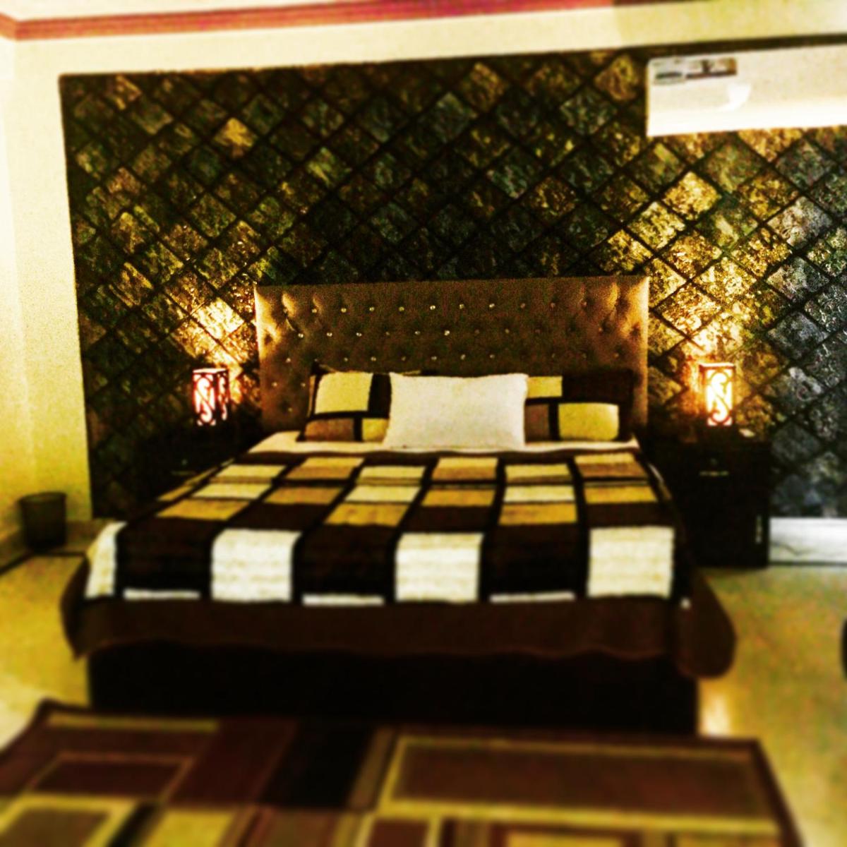 Muzaffarabad View Motel - Housity