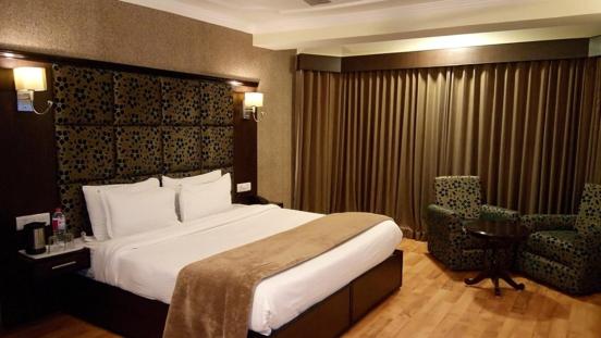 Hotel PACIFIC - Housity