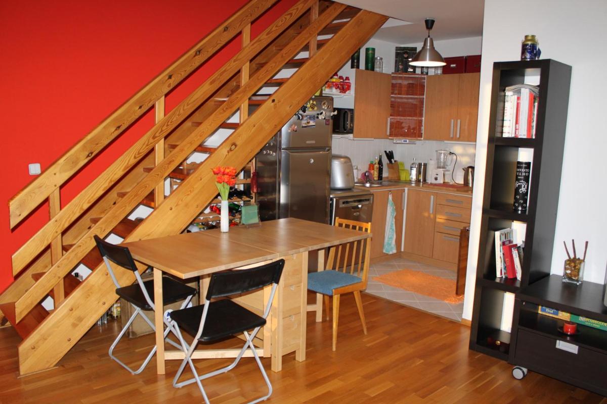 Sunny Two-story Apartment Kyje - Housity