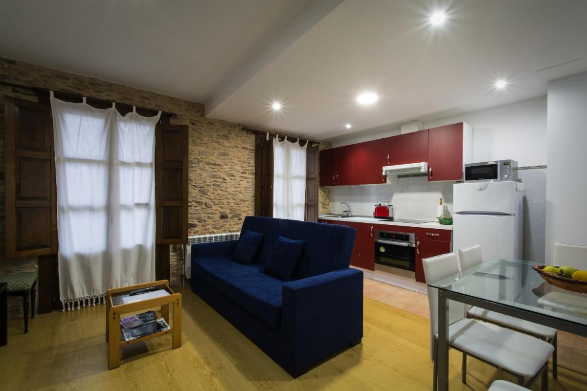 Apartamento con balcón - Housity