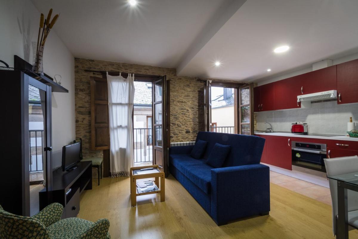 Apartamento con balcón - Housity