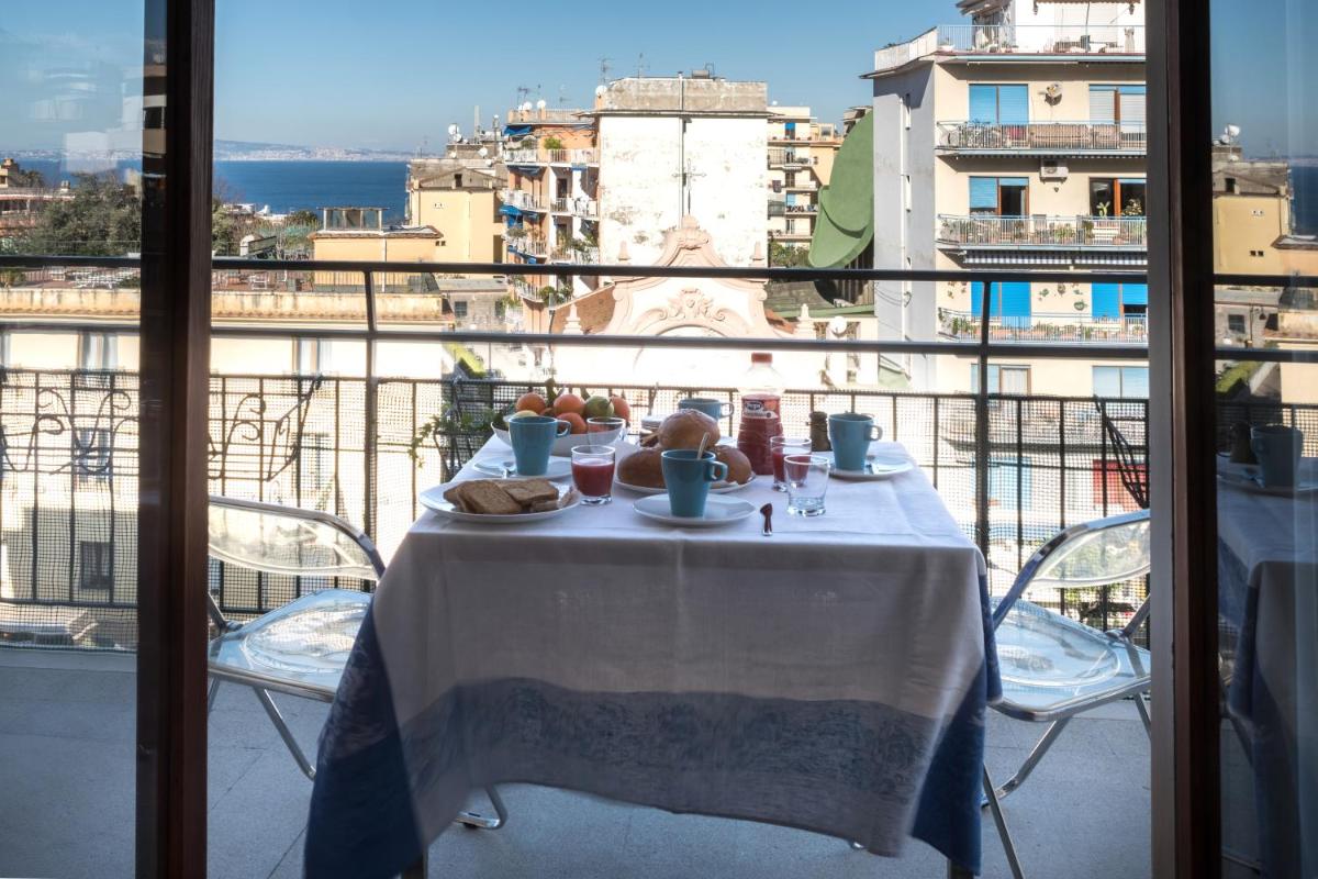 Amore Rentals - Appartamento Erica - Housity