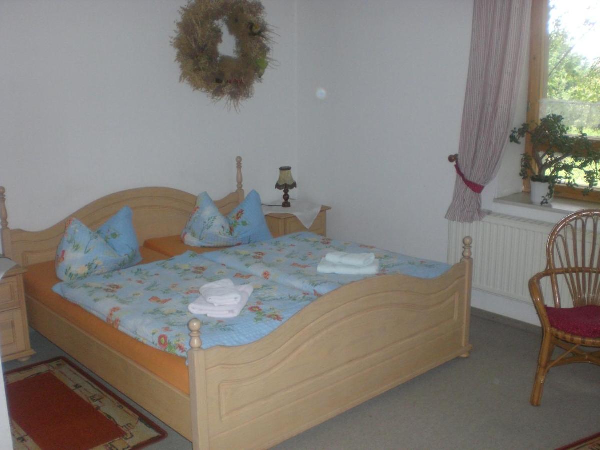 Hotel Gasthof zur Linde - Housity