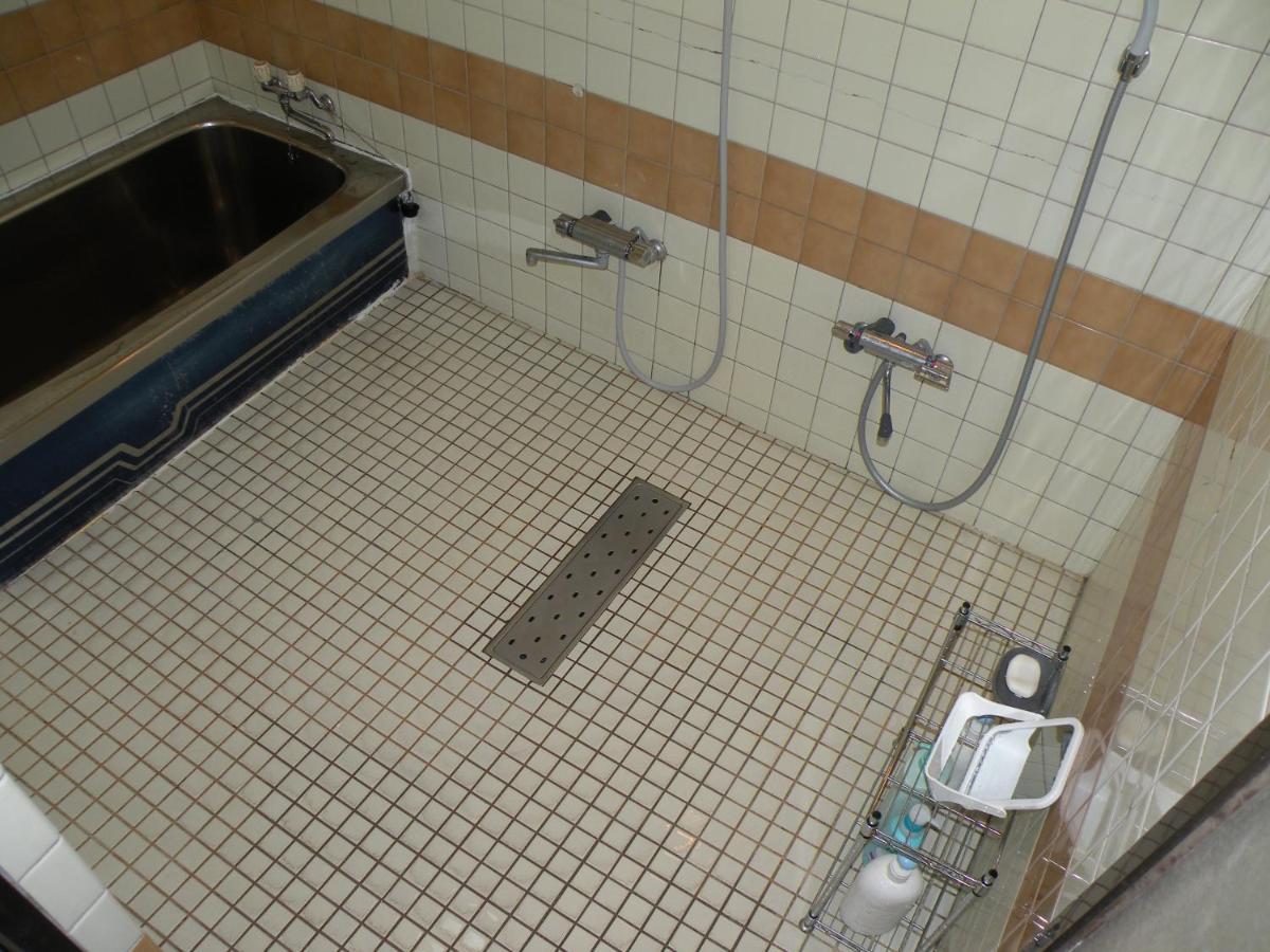 Business Hotel Minshuku Minato - Housity
