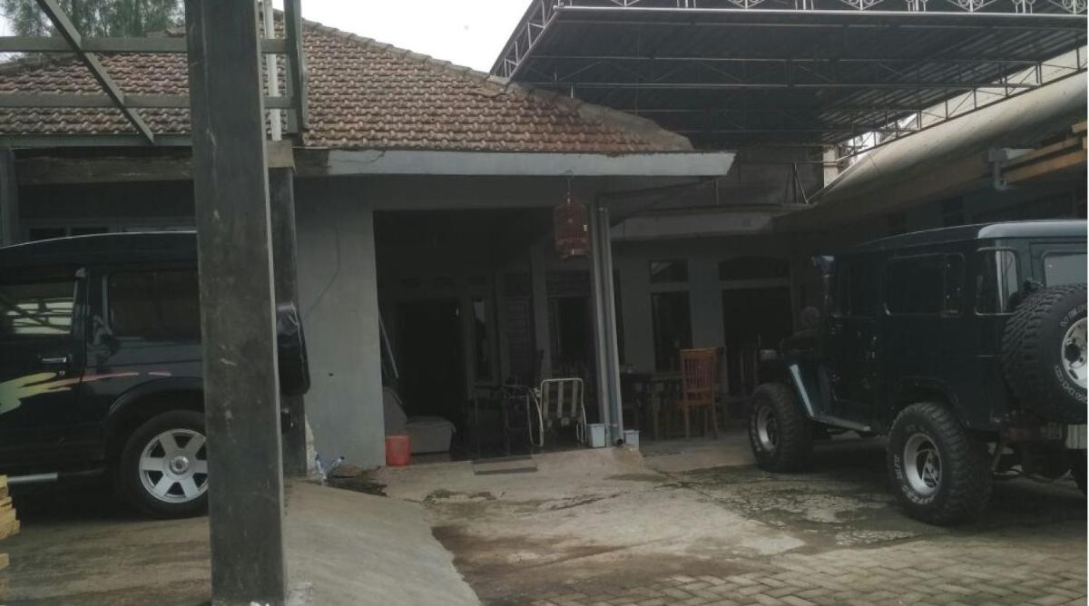 Sri Dewi Homestay - Housity