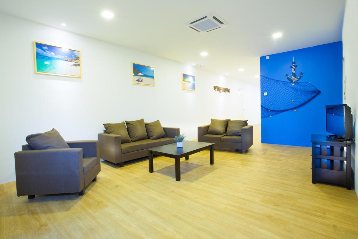 Hard Rock VIP Guest House - Housity