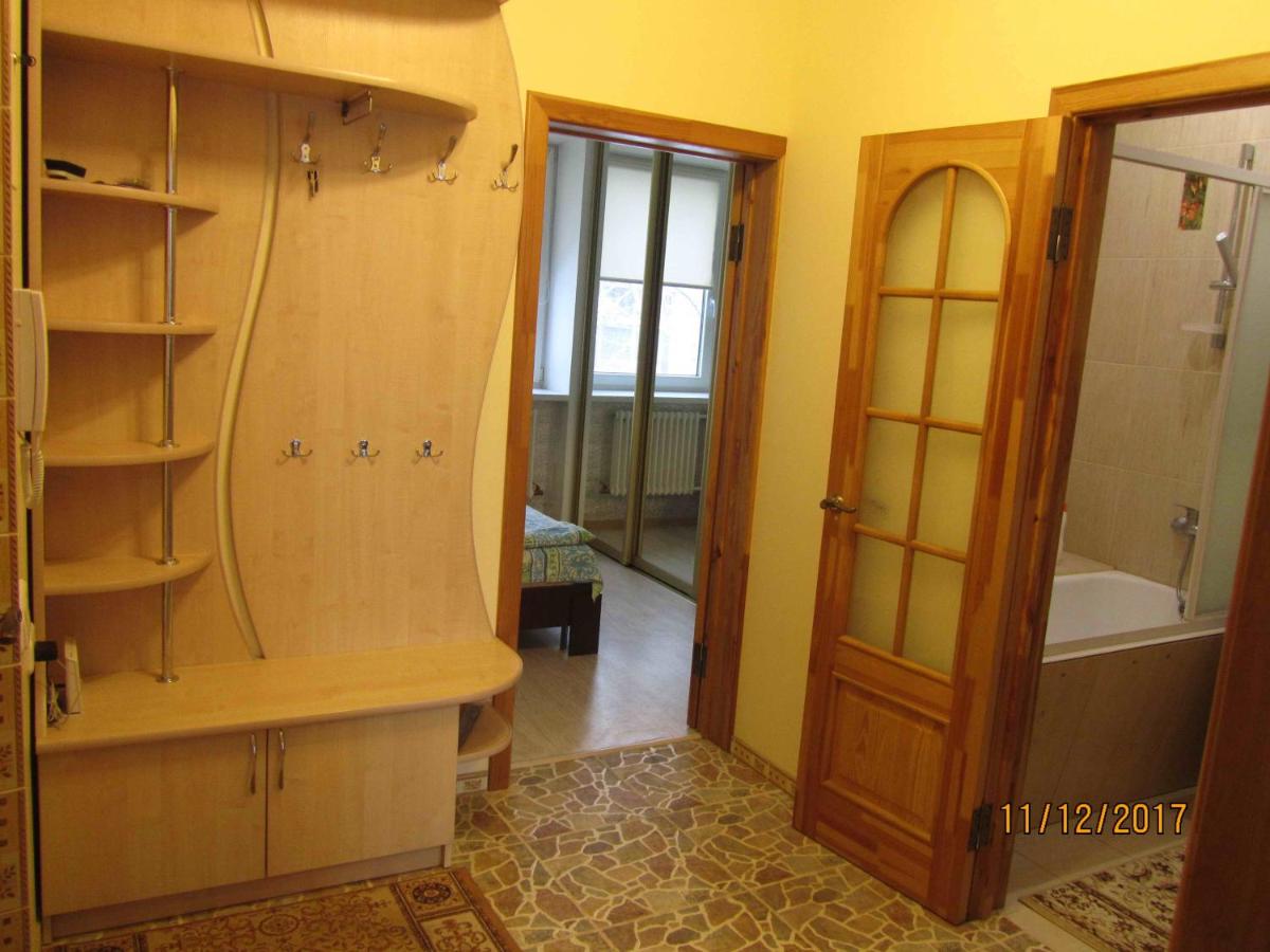 Apartment on 8 vulica Uryсkaha - Housity