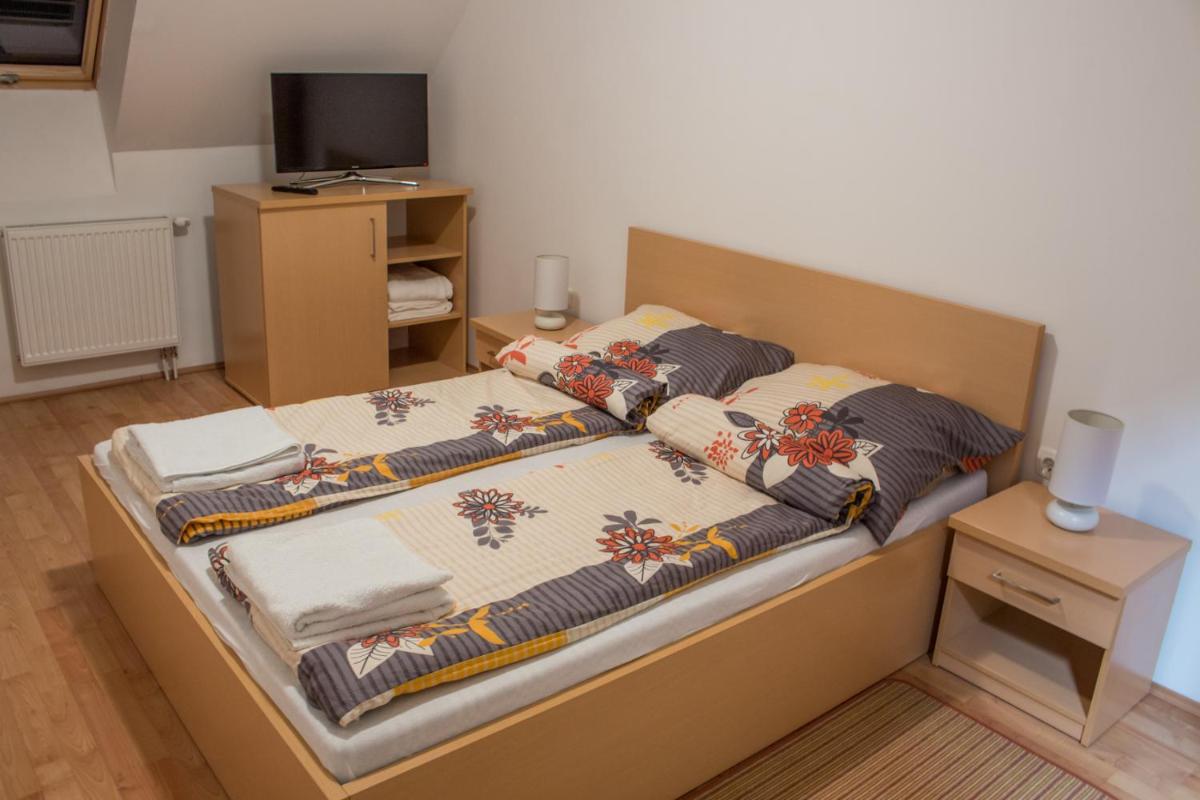 Sasfészek - Falusi szálláshely - Housity