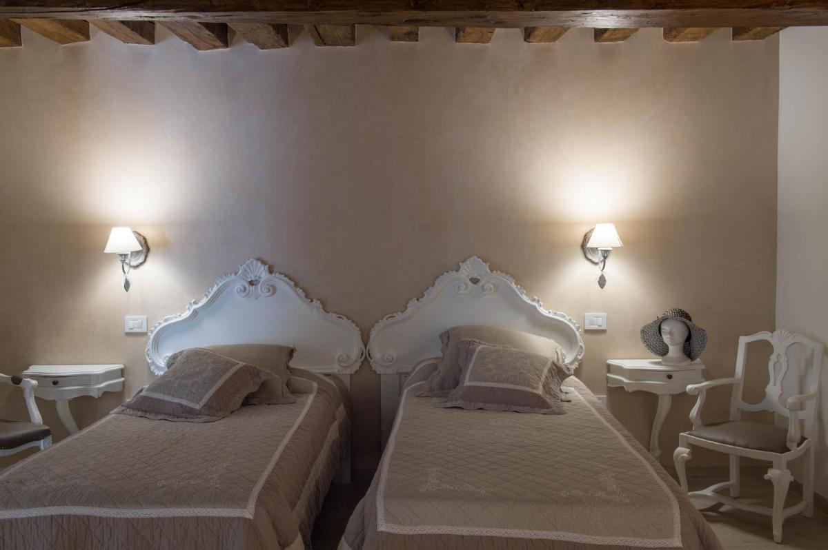 Savoia e jolanda Apartments - Housity