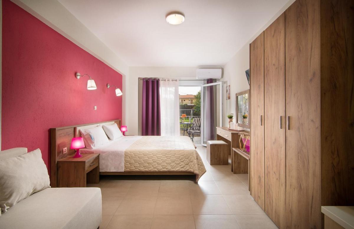 Anneta's House - Housity