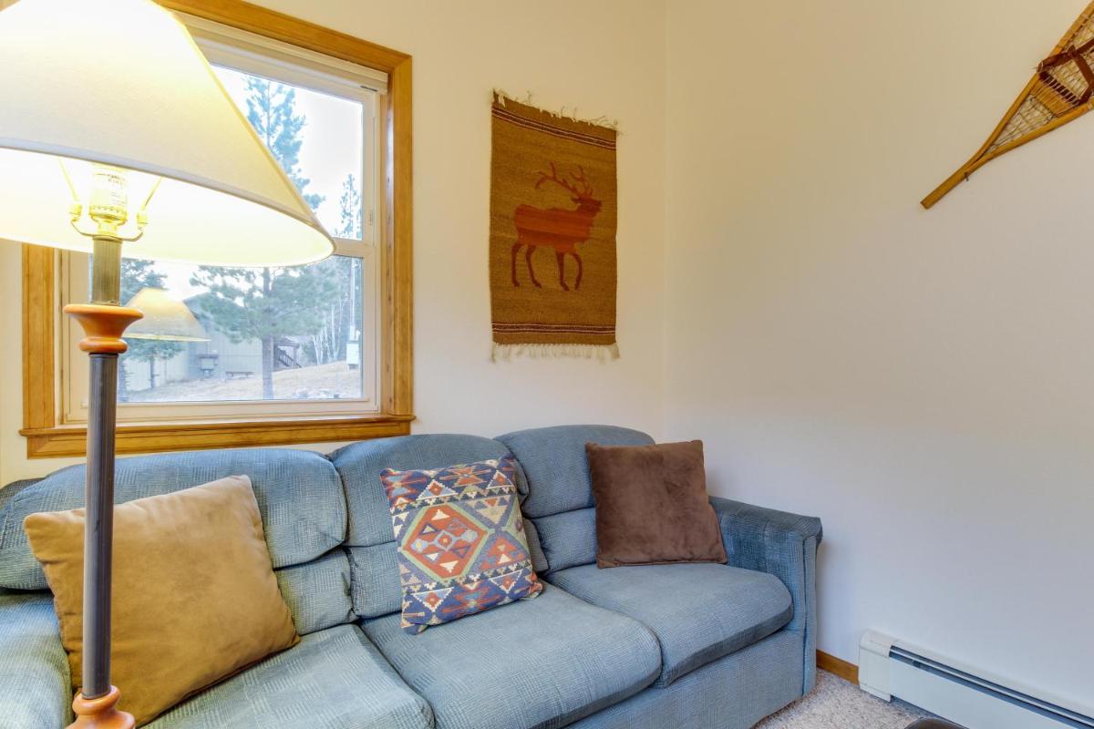 Chair Mountain Cabin at Filoha Meadows - Housity
