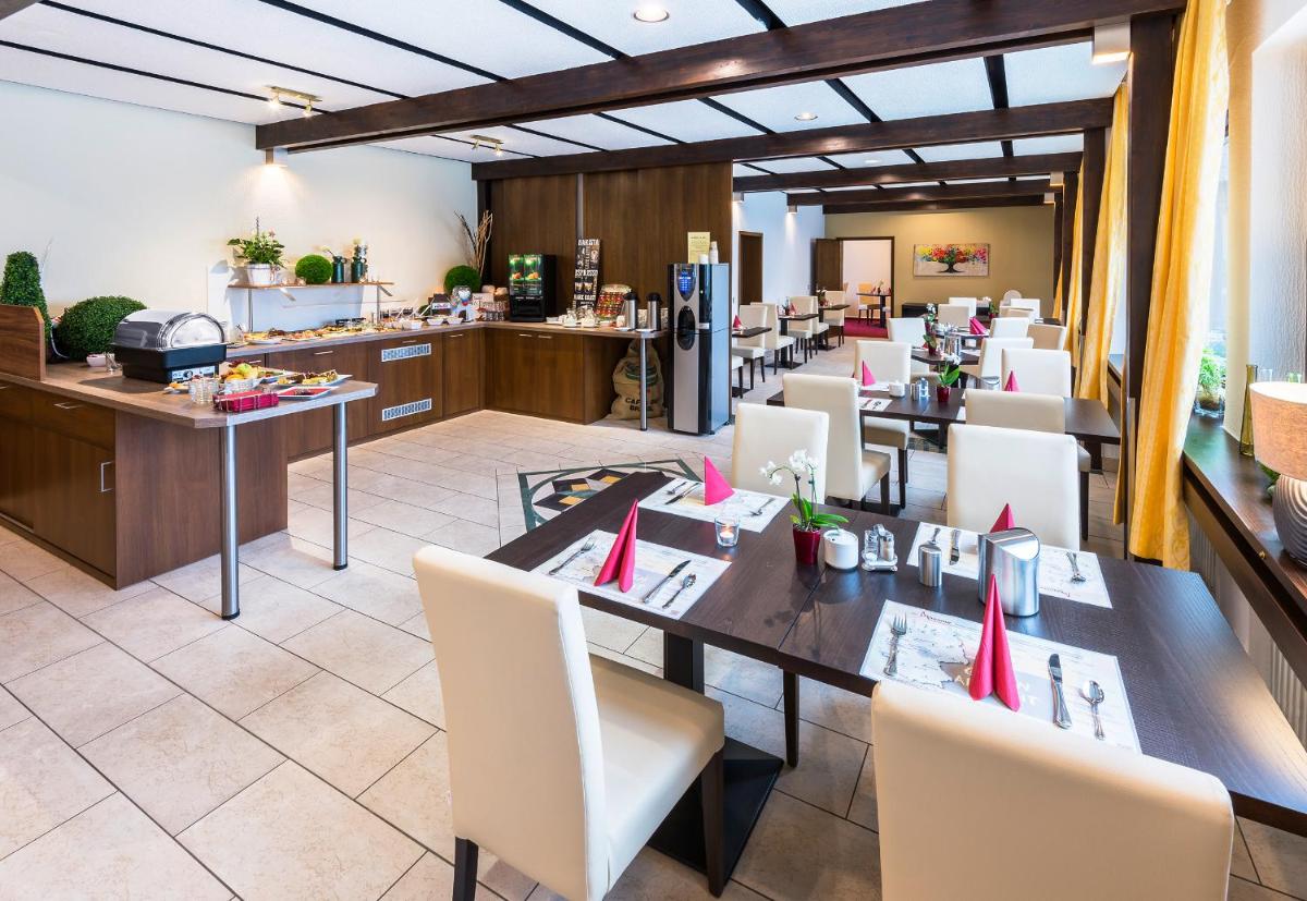 Montana Landhotel Gummersbach-Nord - Housity