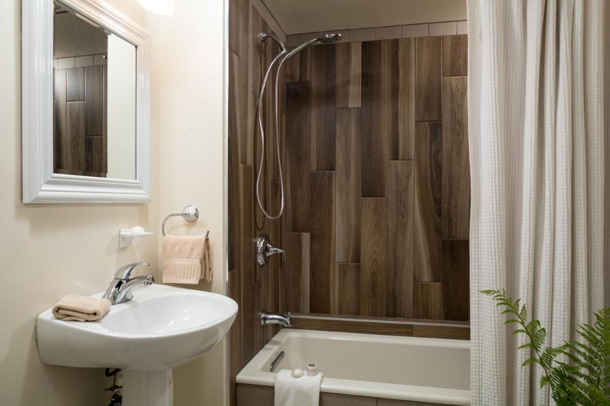 Squam Lake Inn - Housity