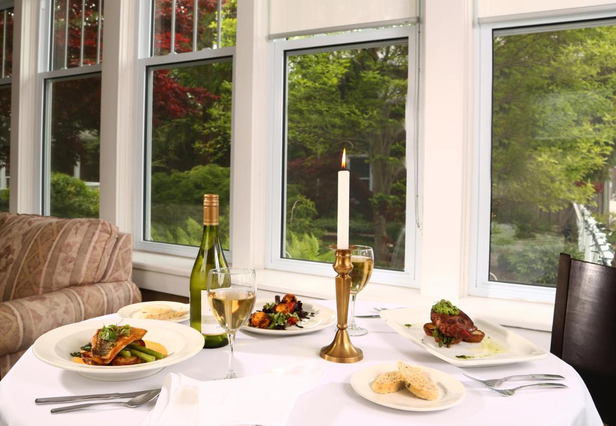 Kettle Creek Inn - Housity