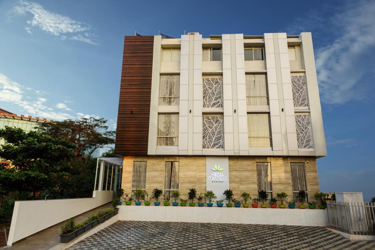 Hotel Tranquil Manipal - Housity
