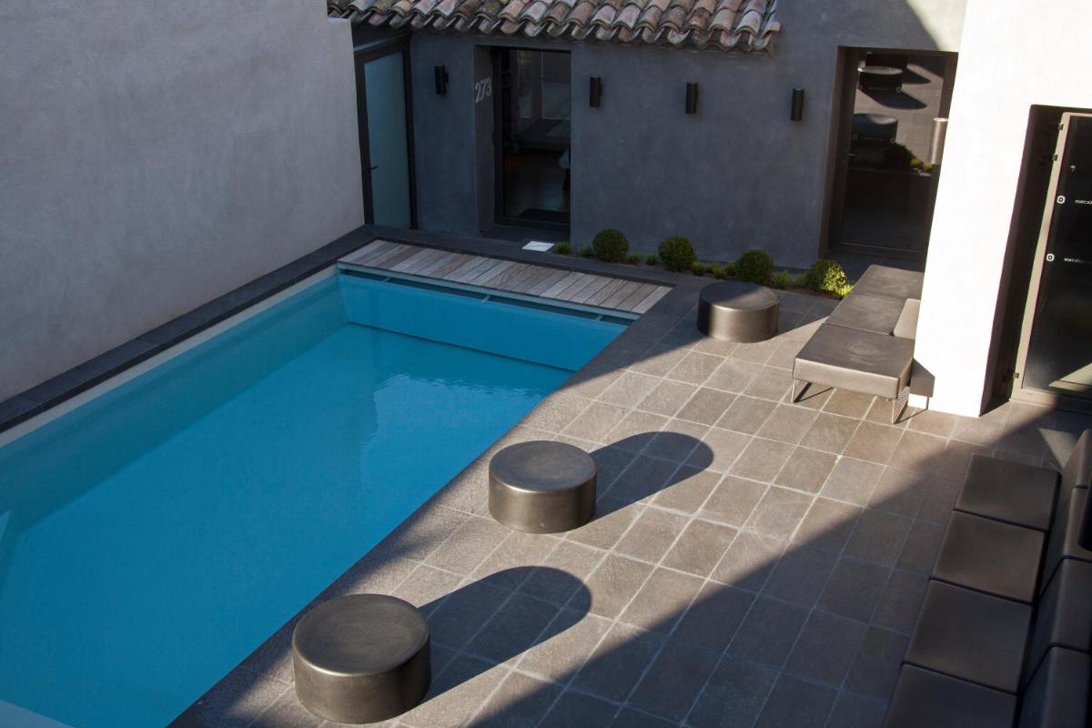 Piscine de l'établissement Hôtel De L'octroi ou située à proximité