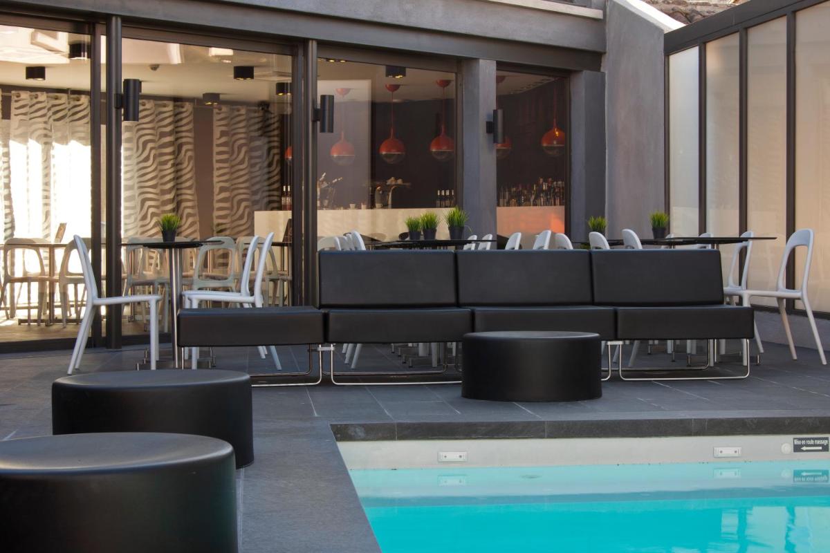 Piscine de l'établissement Hôtel De L'octroi ou située à proximité
