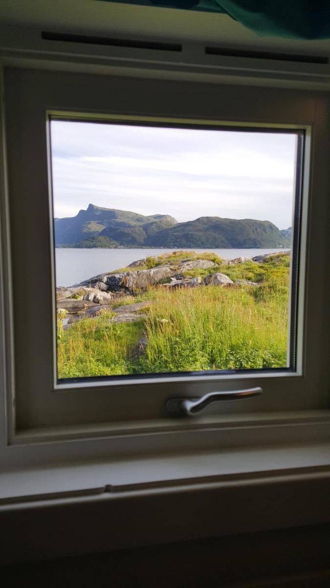 Hytte ved sjøen - Housity