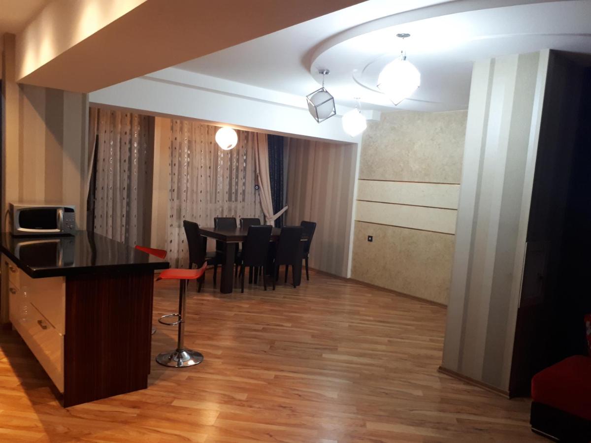 Suitetrails - Apartment with Baku City and F1 view